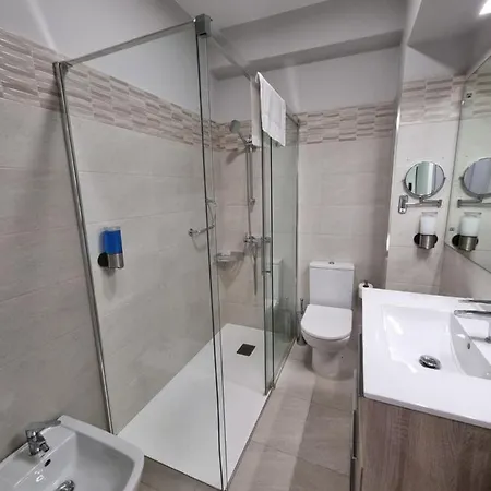 131a - Espectacular 8 Personas Puerto Apartment Gijon