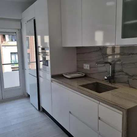 131a - Espectacular 8 Personas Puerto By R2r Consulting アパート