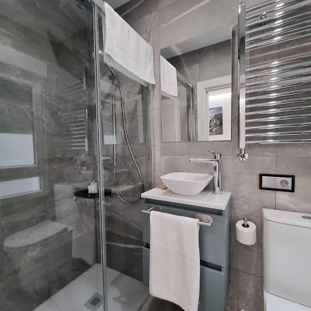 131a - Espectacular 8 Personas Puerto By R2r Consulting アパート